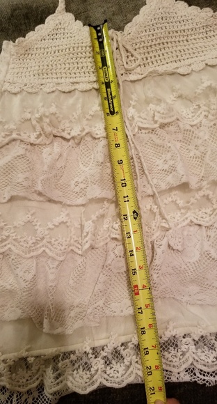 Cream Macrame & Lace Crop Top - Picture 8 of 8